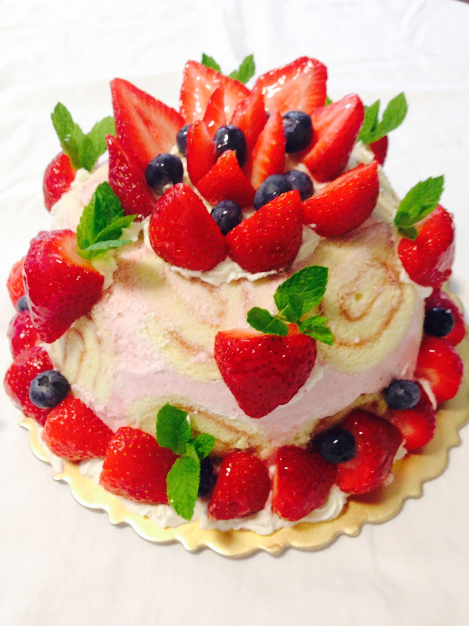 Strawberry Charlotte Russe Cake